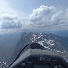 Flugwegposition um 13:19:15: Aufgenommen in der Nähe von Weißenbach an der Enns, Österreich in 2214 Meter